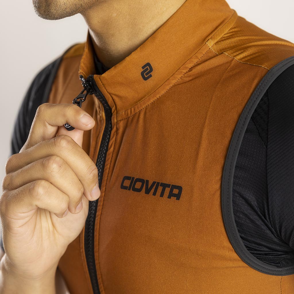 Men s Tinta Gilet Rust Ciovita USA