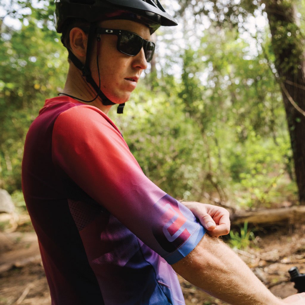 Men's Swift Short Sleeve Trail Tee